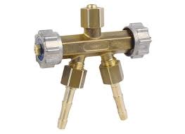 Rozvodka G3/8 pravý závit produkt 42117500