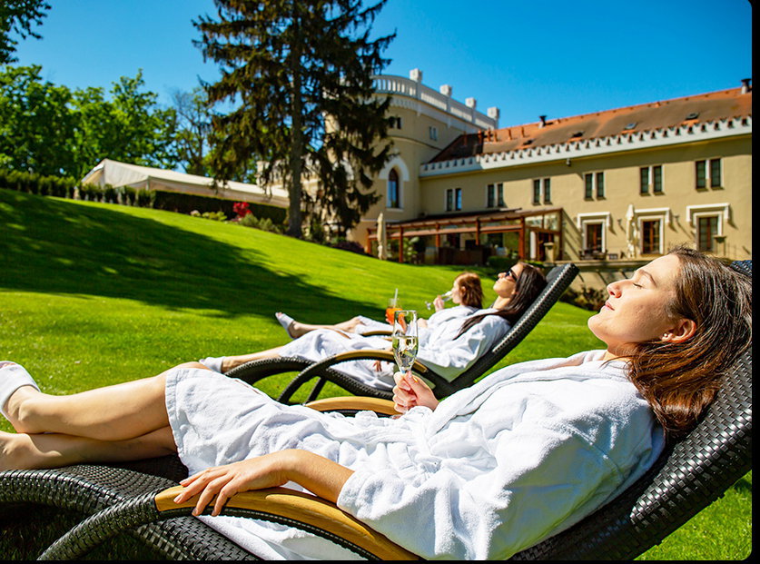 Kupón 1000Kč  na zážitky ( večeře, let balonem, wellnes, relax ) produkt 79460032