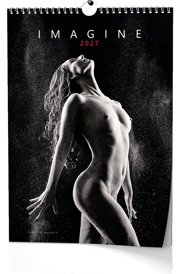 Kalendář nástěnný 2027 ženy ČB s logem Maister -30 procent  sleva produkt 79490000