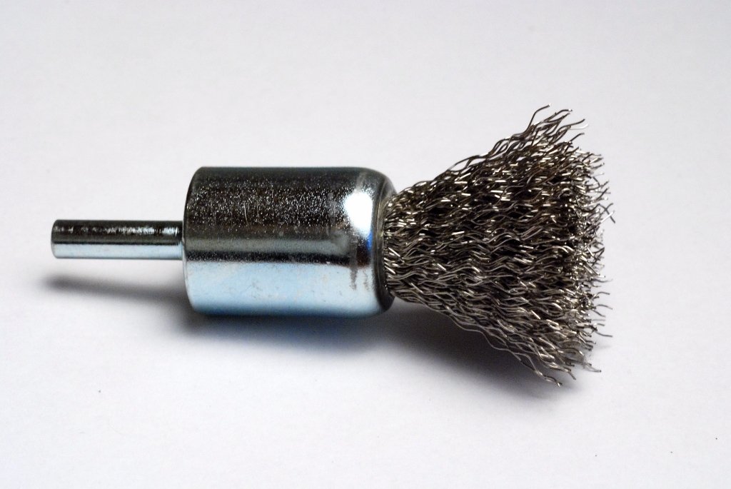 KARTÁČ DRÁTĚNÝ KONCOVÝ OCELOVÝ VLNITÝ DRÁT produkt 86141300M